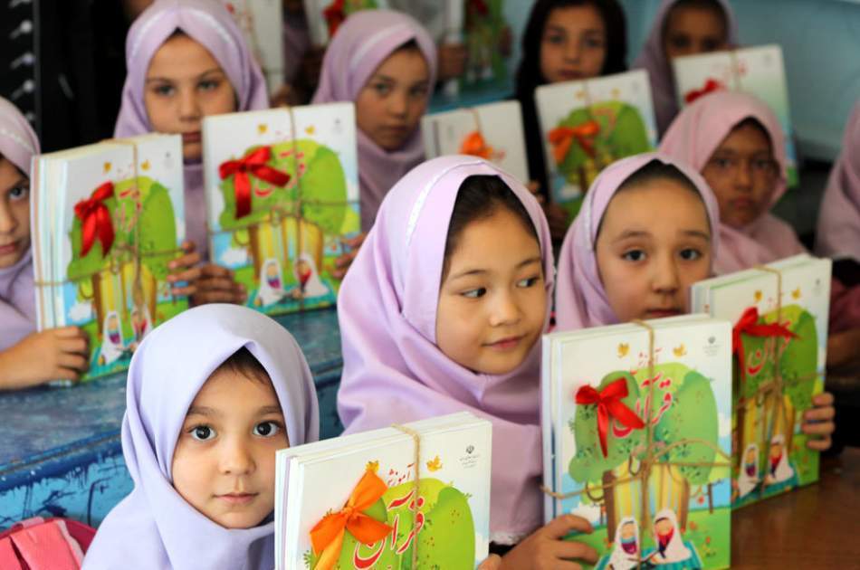 دانش‌آموز مهاجر افغانستانی