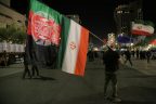 حضور میلیونی عزاداران و مهاجران افغانستانی در مراسم تشییع رهبر شهید در مشهد